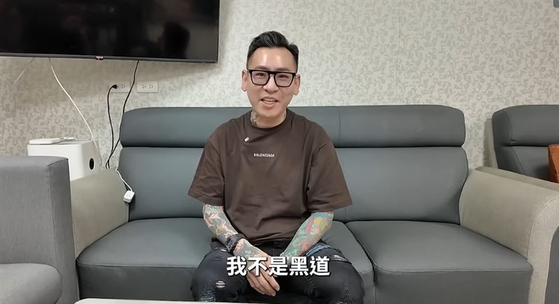 遭控是「直播討債網紅」大哥!蹦闆再喊法律追究到底:我真的不是黑道