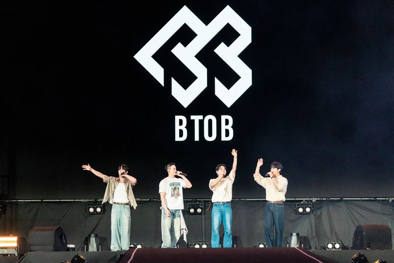 直擊/BTOB嗨翻高雄!「李旼赫脫衣大秀胸肌」送福利 他全中文告白太猛