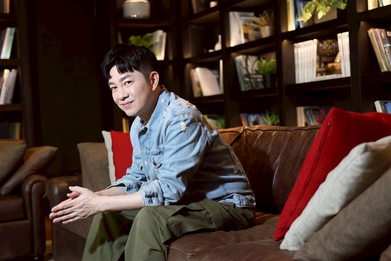 專訪／年輕全身LV被那英罵！李明川26歲罹憂鬱症　鬆口米可白情傷近況