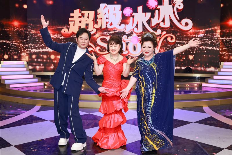 翁倩玉現身掀暴動!白冰冰驚爆老闆看傻「連人帶椅翻倒」慘摔腦震盪