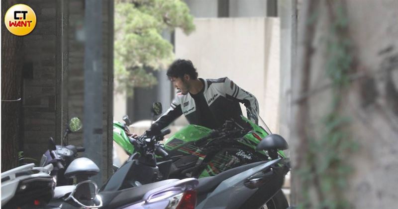 黃金單身漢2/換車像換衣服 阮經天開神級夢幻限量車 有錢不一定買到