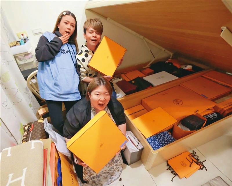 蔡阿嘎內賊現形2/蘿拉私簽AB約A走3000萬 蔡阿嘎撕破臉拍片公開鐵證