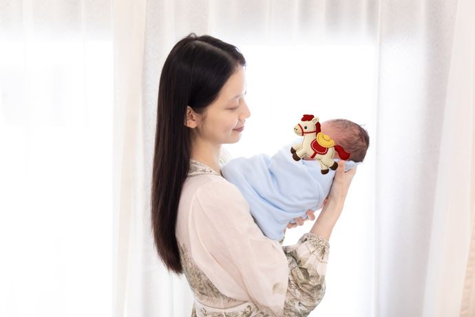 震撼彈!28歲女星「跳過認愛結婚」突曬近照宣布當媽 網全看傻眼