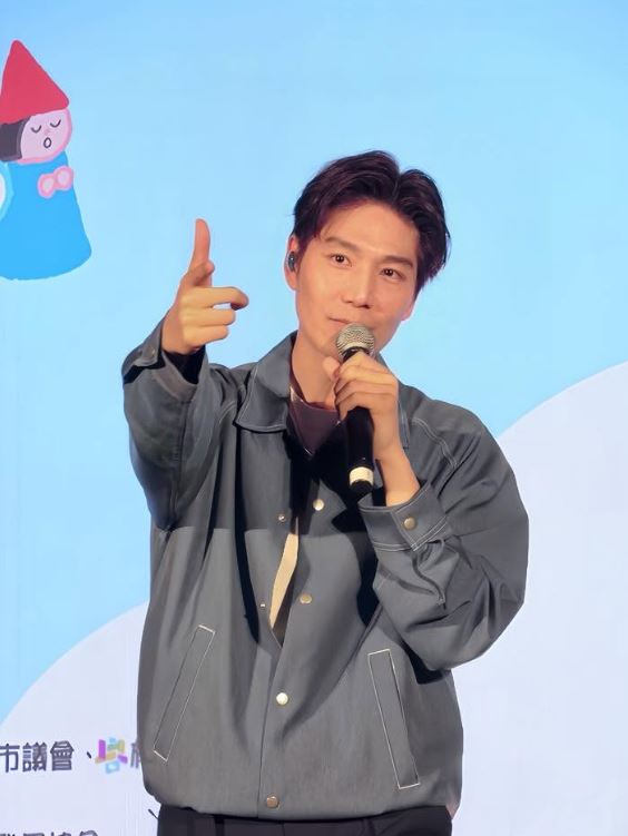 潘裕文無預警退出演藝圈!周定緯首度回應好友驚人決定 私下互動曝