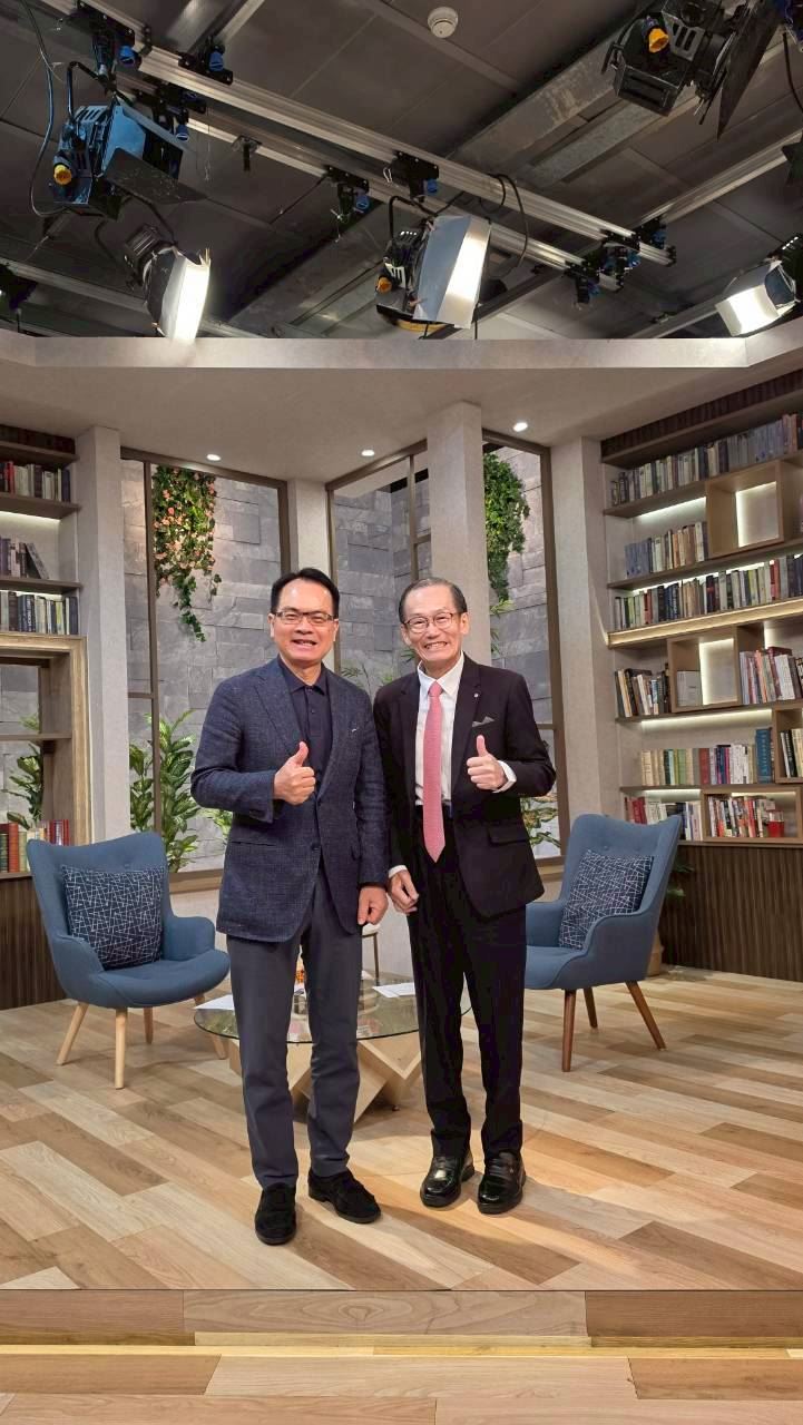 話時代人物/醫界傳奇杜元坤「賣房做公益」!赴澎湖看診逾380趟成狂醫
