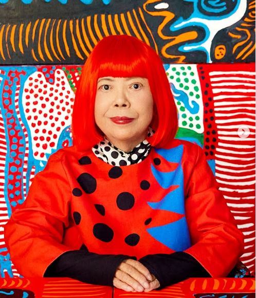 草間彌生昔尺度太震撼！找全裸男女「畫上圓點炒飯」　慘遭家人斷絕關係