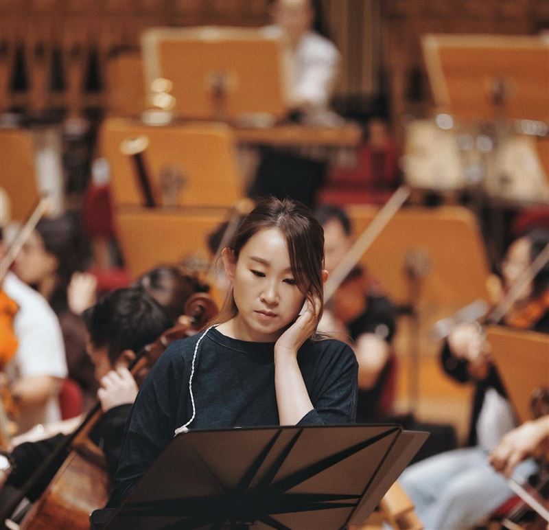 曾作曲送草間彌生...知名女歌手不捨 發文悼:釋放一個個靈魂