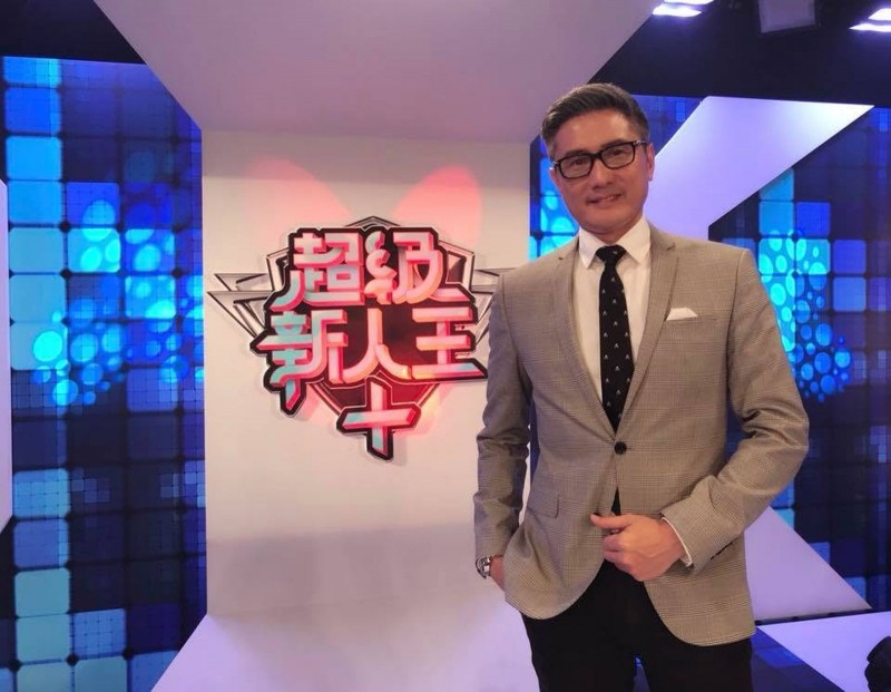 痛失22歲罕病愛女白髮送黑髮　他鑽研AI重現女兒聲影為自己博士畢典獻聲