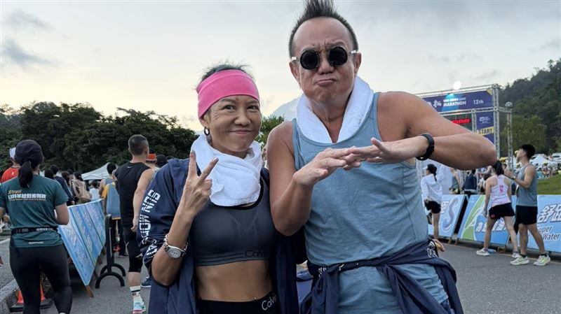 黃大煒等不到過62歲生日 31年女友Vicky悲吐心聲:相信總有再見的一天