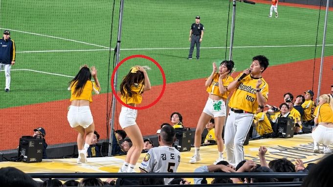 大巨蛋應援出事!PS女孩冼迪琦慘遭界外球「砸中頭部」 驚悚畫面曝光