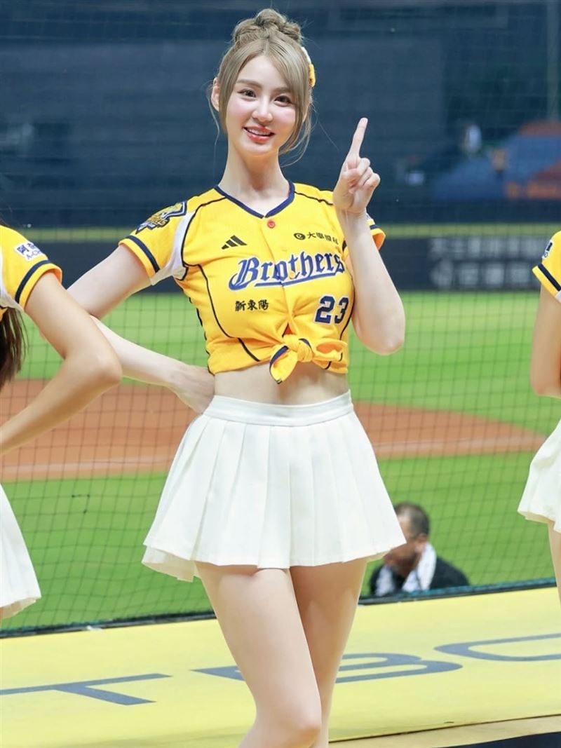 中信女神爆「後腦杓鬼剃頭2塊」!短今壓力大到掉髮 崩潰原因曝光