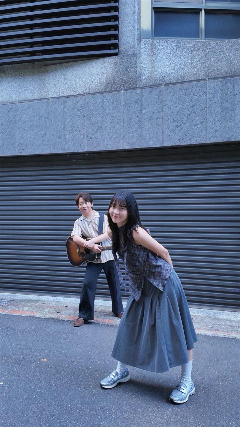 樂團成員兼職家教！學生「竟是創作女歌手」團員真實反應曝光